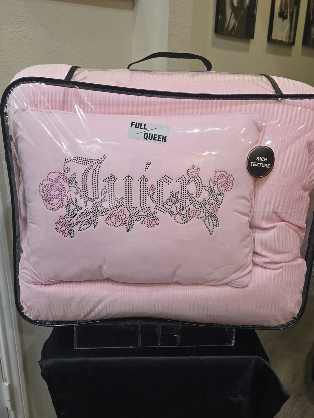 Juicy Couture Home Textured Velvet Plush Queen Comforter Set